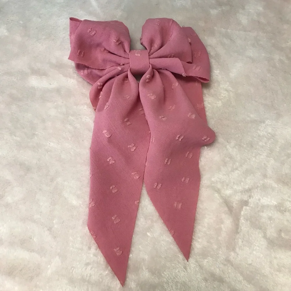 ✨✨5/$10✨✨ Dusty Rose Bow Hair Clip Accessory New without Tags
